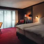 The Rex 4*