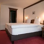 The Rex 4*