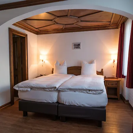Hotell The Rex 4*