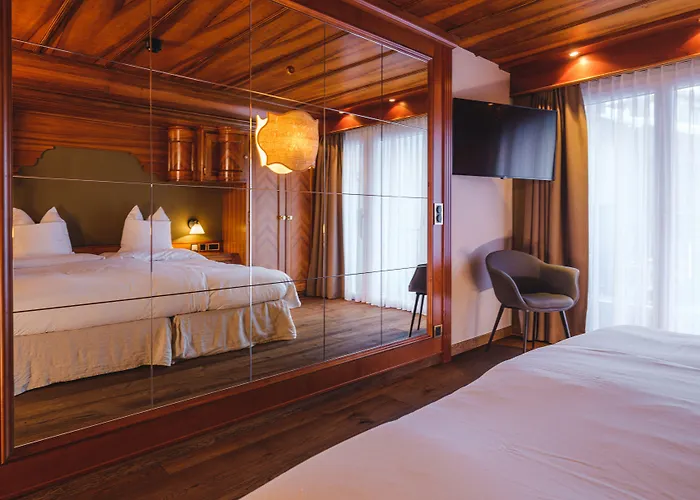 Отель The Rex 4*