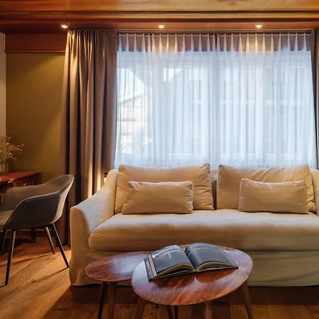 The Rex فندق زيرمات